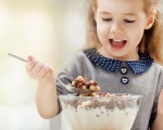 Giúp trẻ có thói quen ăn uống lành mạnh